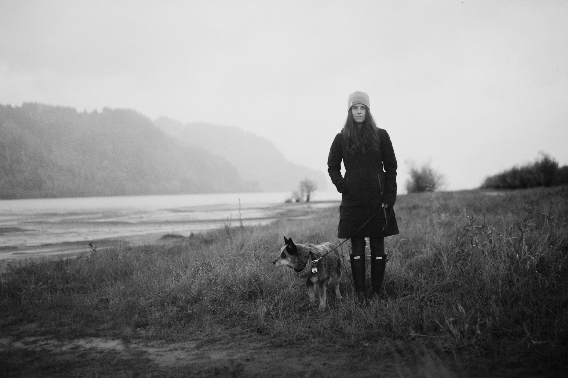 woman_and_cattledog